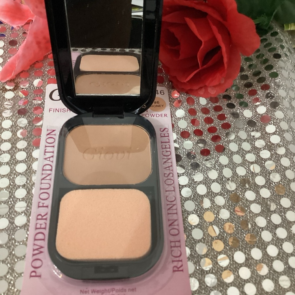 Powder  Foundation Compact Matte Finish Honey